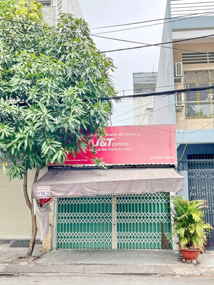 Chào mừng quý khách đến với cơ hội sở hữu căn nhà cấp 4 tọa lạc ngay mặt tiền đường lớn