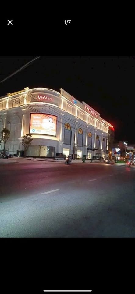 Bán nhà Vincom Sóc Trăng,1 trệt 3 lầu, giá mềm nhất khu