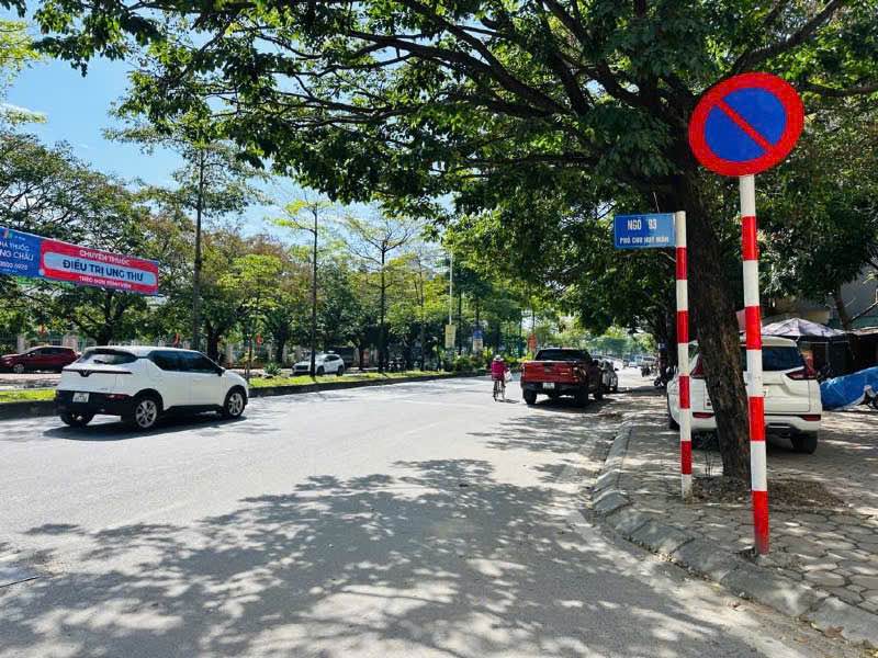 Đất vàng Long Biên, ô tô vào tận đất, tặng nhà cấp 4, giá siêu hấp dẫn