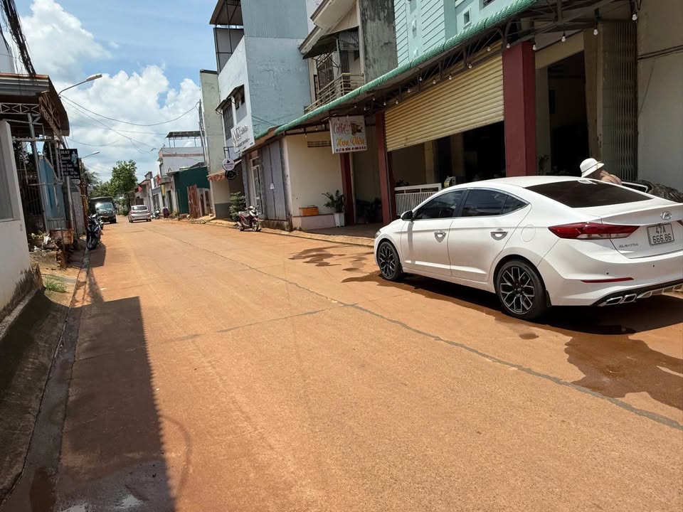 Cơ hội vàng sở hữu ngay lô đất mặt tiền cực phẩm tại góc đường Lê Thị Riêng, Đắk Lắk