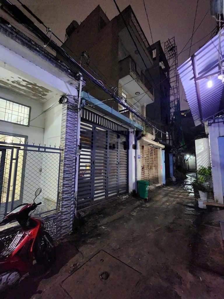 Nhà Nguyễn Duy Cung, P12, Gò Vấp (4 X 17,5m) 70m2 sổ hồng riêng giá 4,7 tỷ hẻm 3m