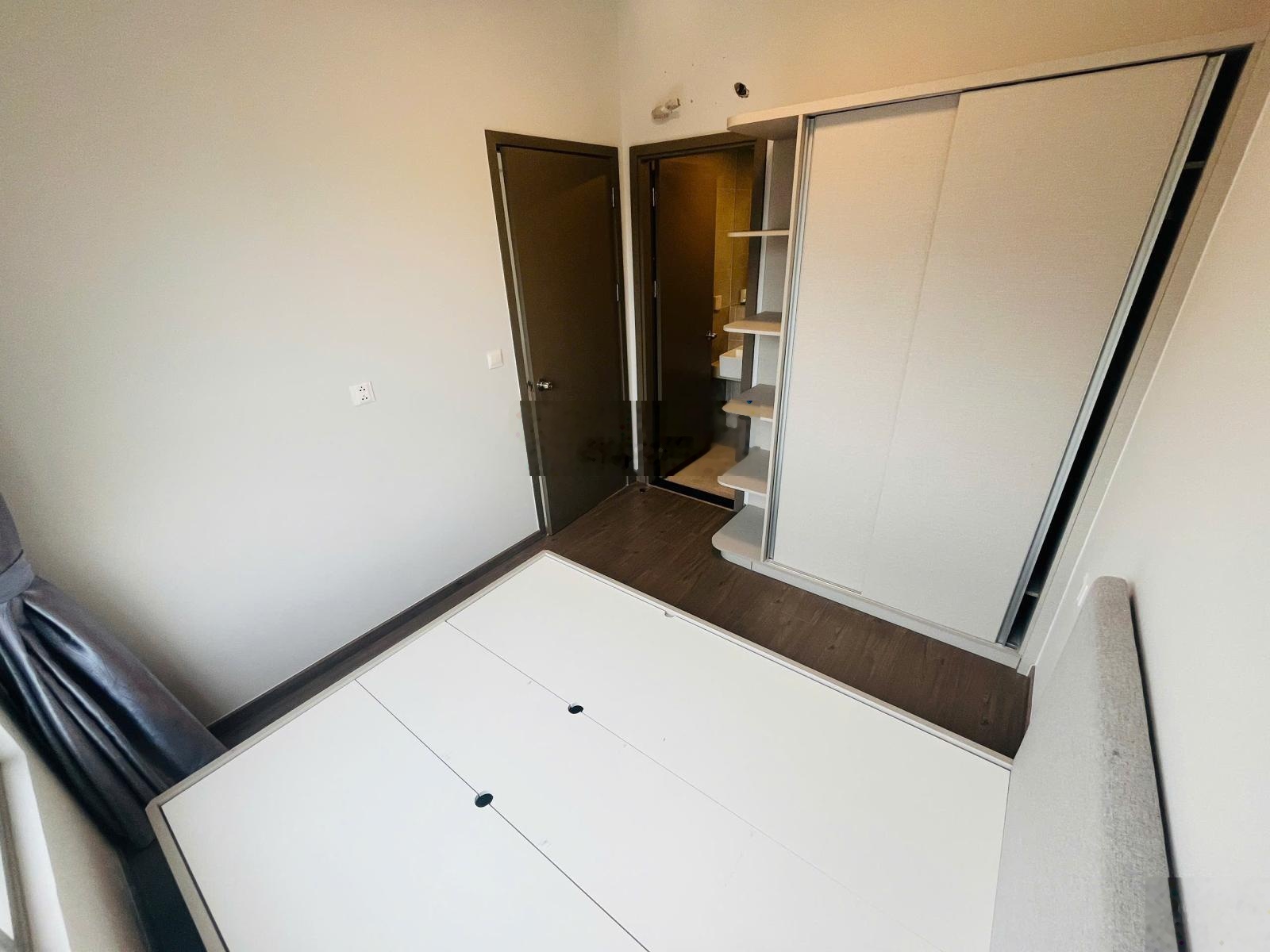 Cho thuê căn hộ 2PN Westgate view hồ bơi, có máy lạnh gói nội thất giường tủ, tiện ích Resort 5 sao