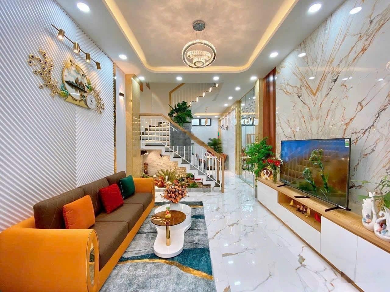 Hẻm Xe Tải - Vị Trí Siêu Hiếm - Nhà 4 Tầng Tại Lê Trực, P7, Bình Thạnh. DT:42,3m2. Giá 2tỷ490