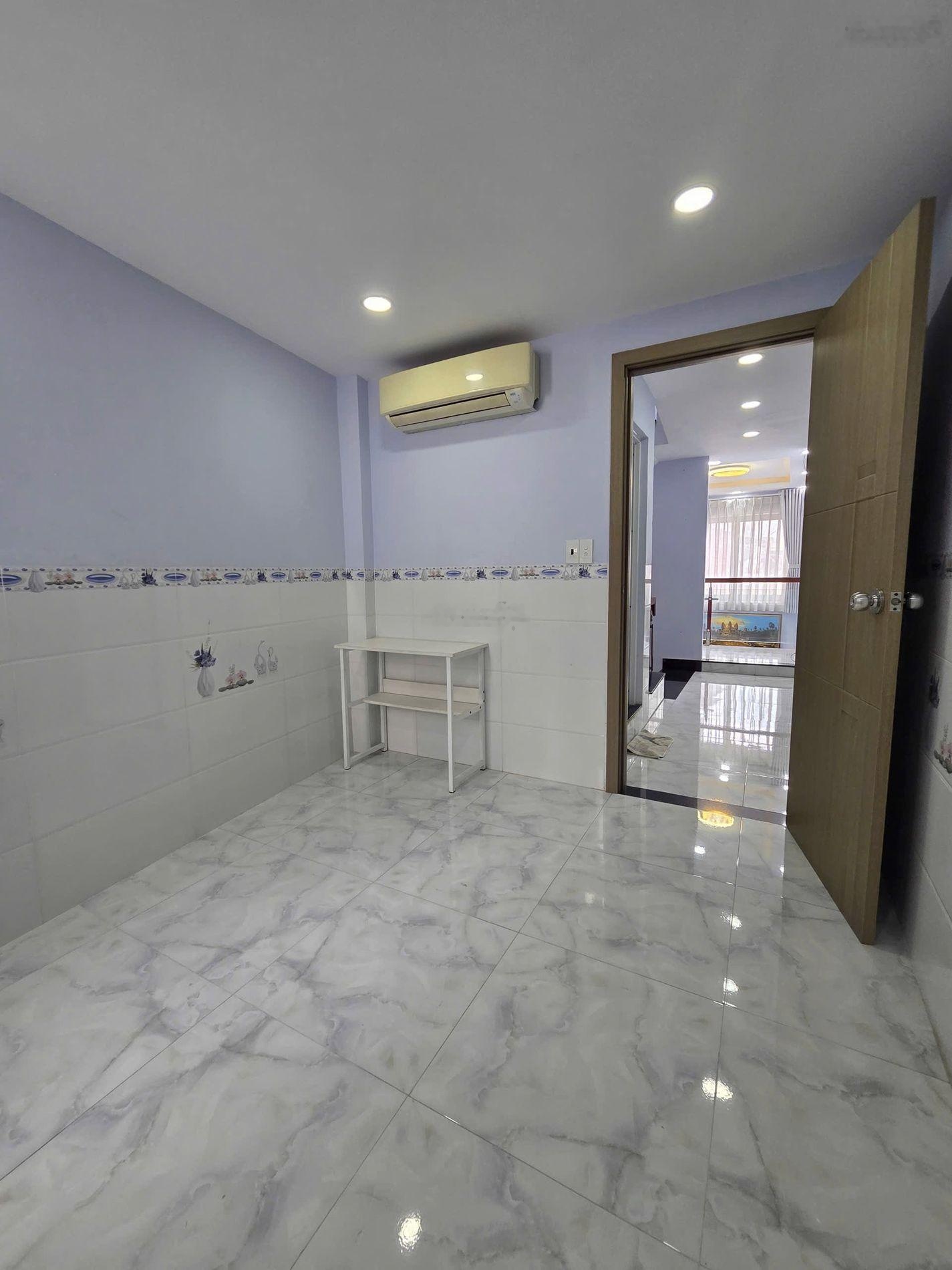 Nhà Đẹp 4 Tầng - 3 Phòng Ngủ - Full Nội Thất - Võ Duy Ninh