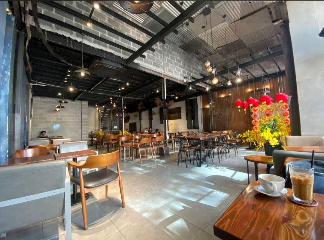 Ngang 10x20 Trệt 2 lầu ngay Đh Kinh tế Mt Nguyễn Tri Phương