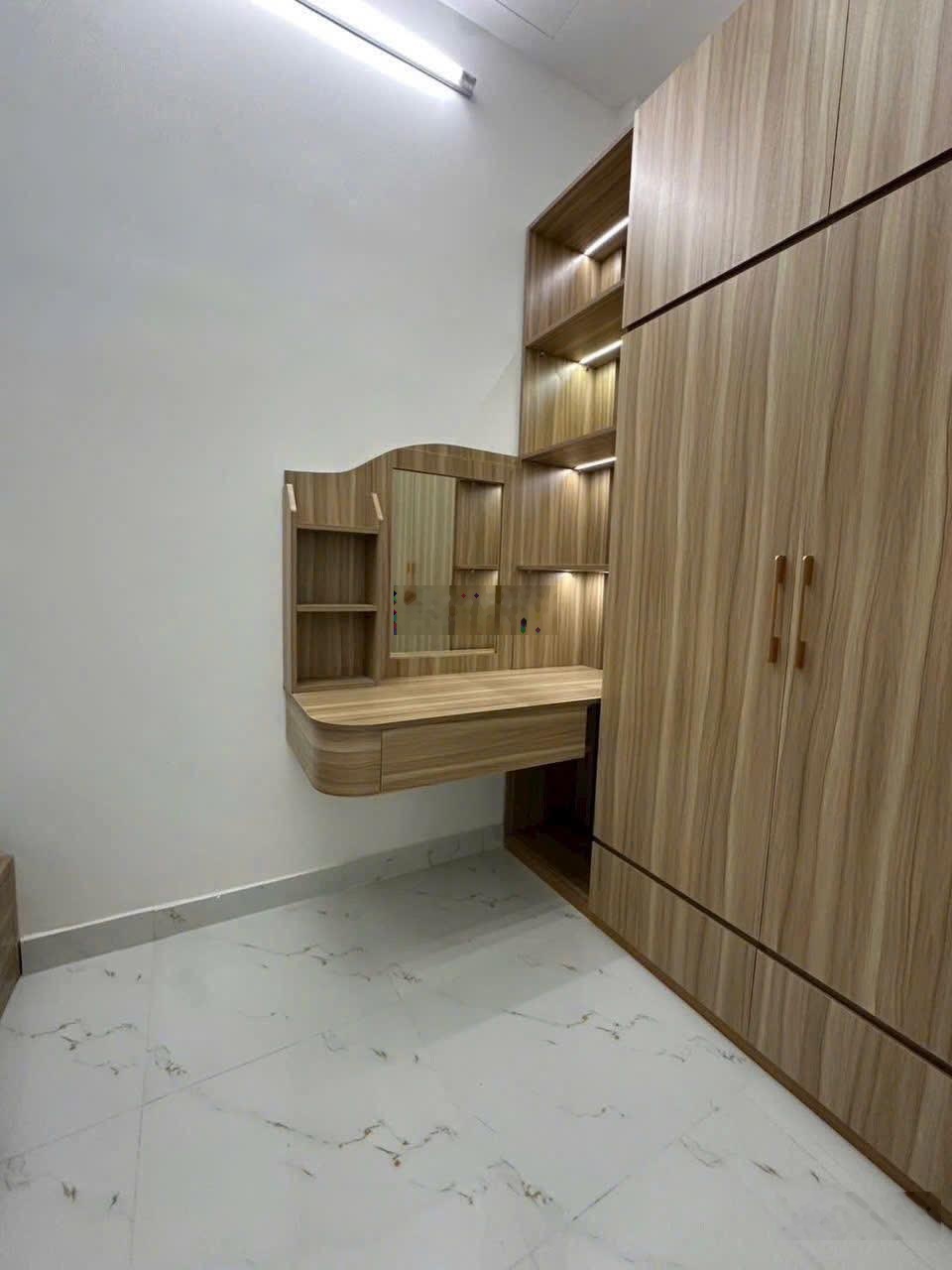 Bán nhà chính chủ ký gửi hẻm ô tô Vũ Tùng BT. Giá 2tỷ770, DT 50,4m2