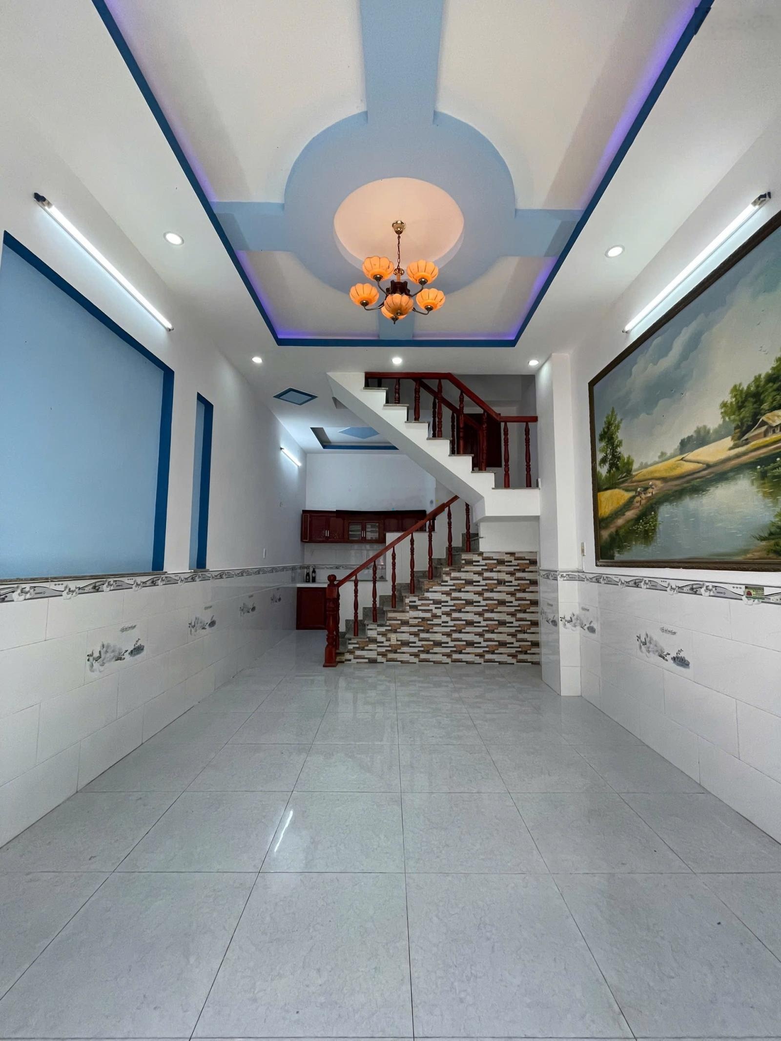 Bán gấp nhà 2 phòng ngủ mới. giá bán: 520tr. bao hết phí