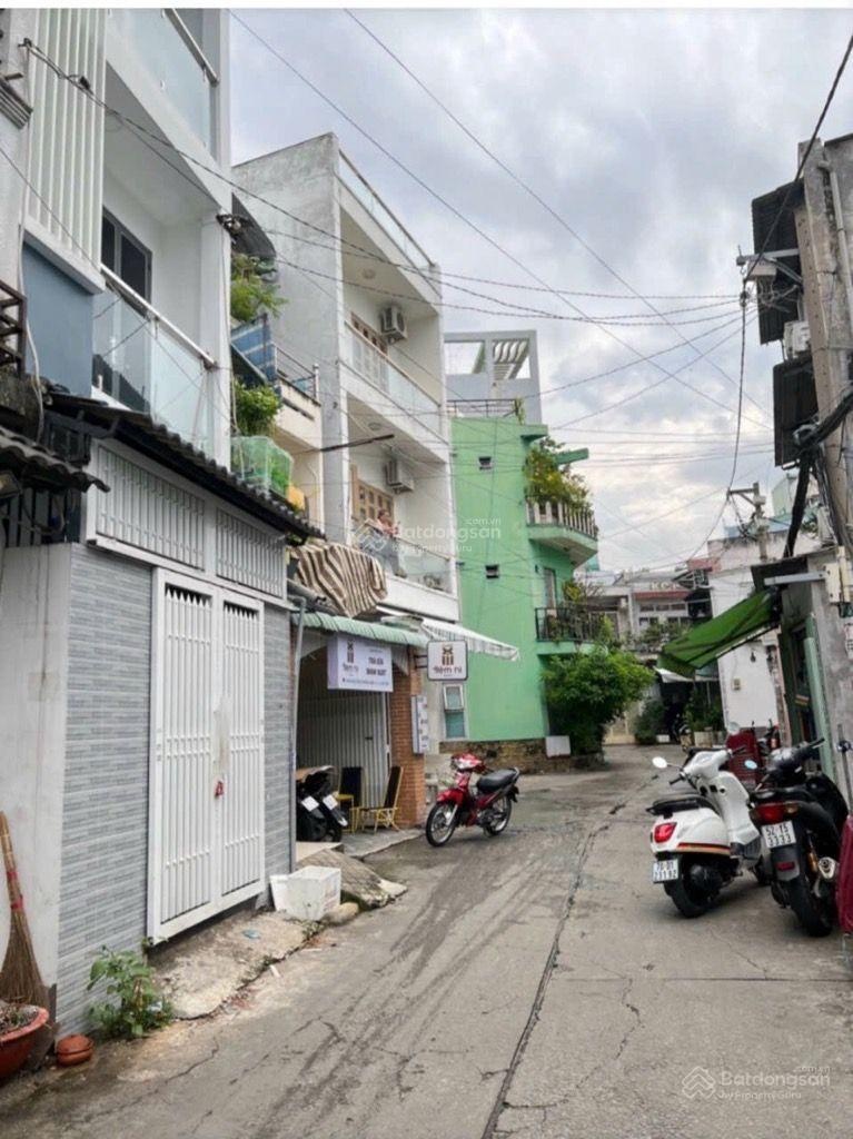 Tài chính Chỉ 4.85 Tỷ - Sở Hữu Ngay Căn Nhà - Hẻm Xe Hơi Đậu Cửa - Gần Chợ Cây Quéo .