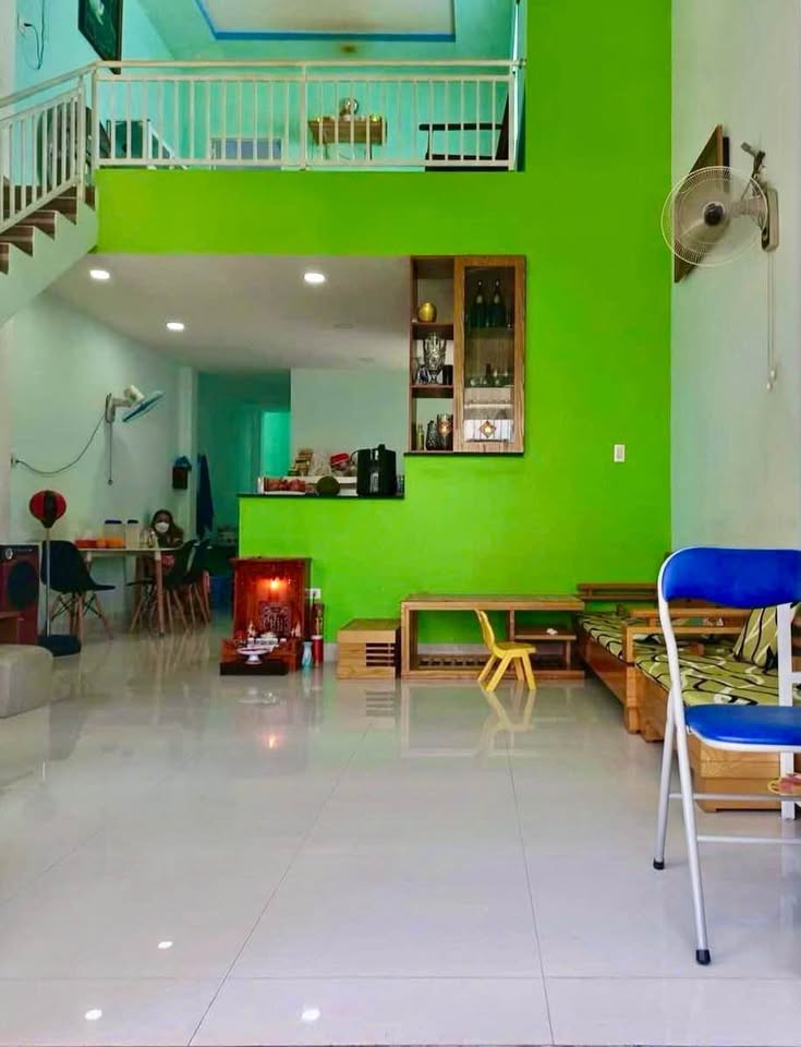 Bán nhà 1 lầu, 100m2, gần ngã 6 Phong Nẫm, chỉ 2.2 tỷ