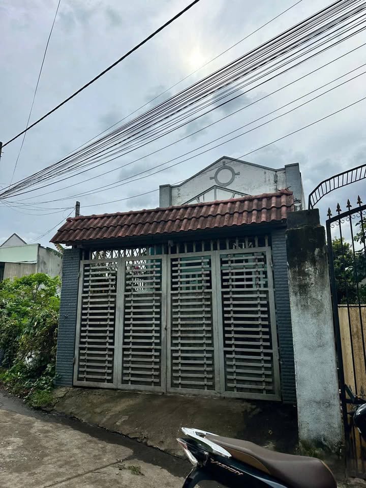 Nhà gác lửng siêu xinh, sổ chung đất sạch, sẵn sàng đón bạn về tổ ấm mới