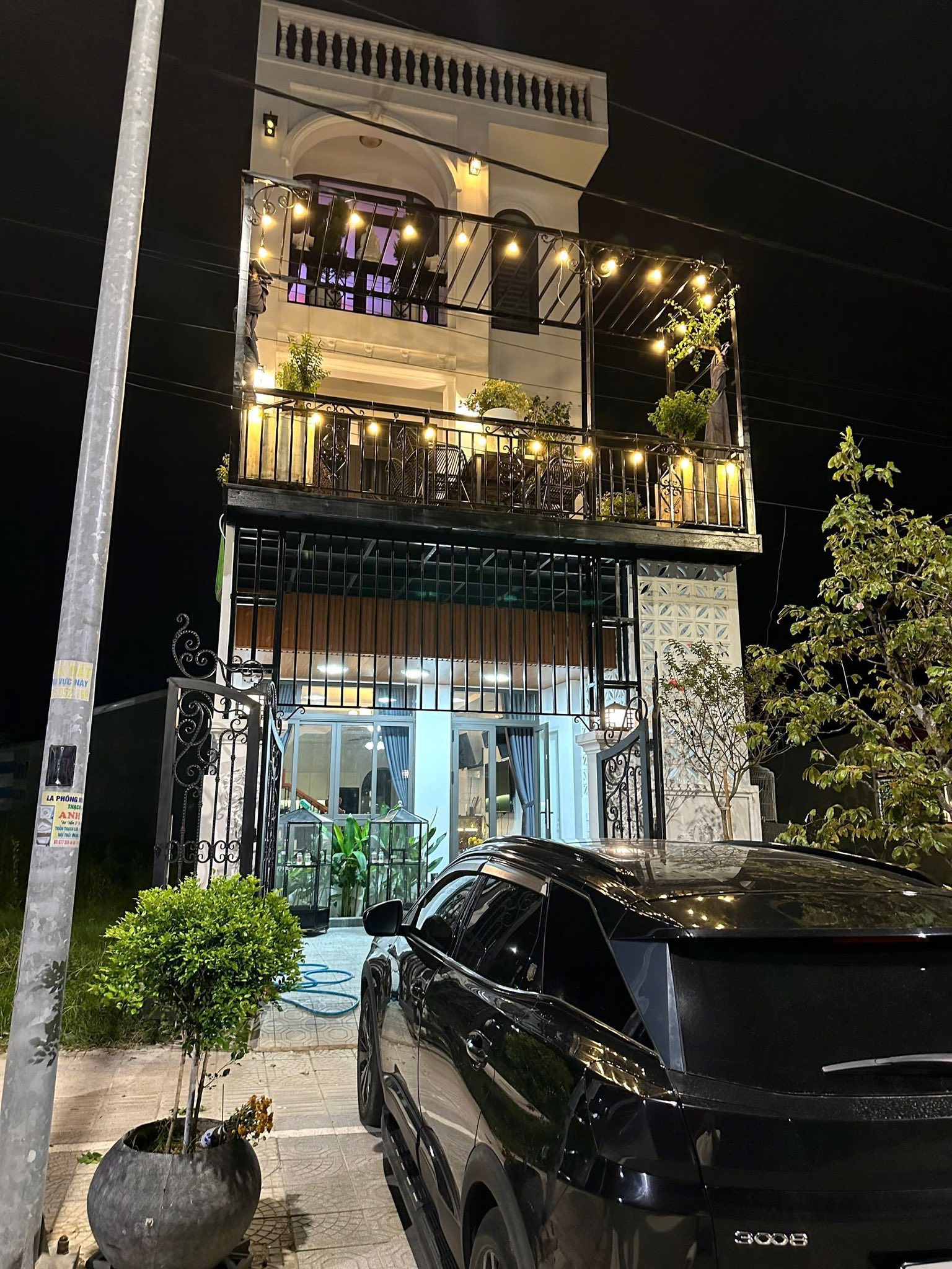 Đừng bỏ lỡ cơ hội sở hữu căn nhà mặt tiền 3 tầng tại khu quy hoạch Hoàng Quốc Việt