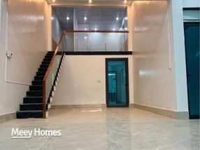 Nằm ngay mặt đường Quốc lộ 18A, khu vực Thượng Thông, Hồng Thái Đông, Đông Triều, Quảng Ninh