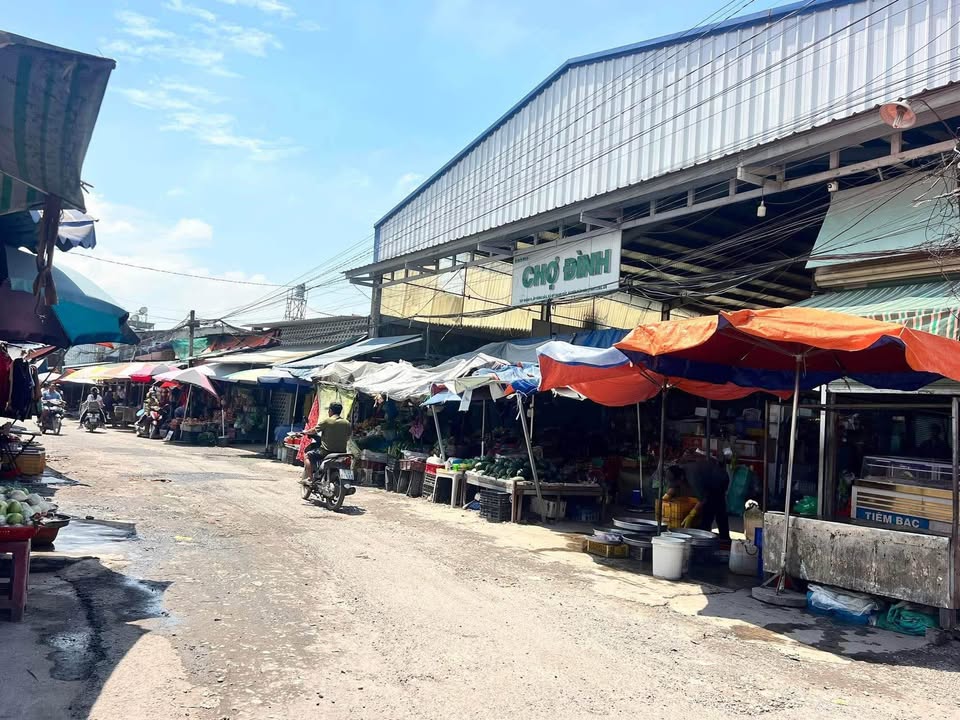 Cơ hội sở hữu ngay lô đất đắc địa tại ấp Tràm Lạc, xã Mỹ Hạnh Bắc