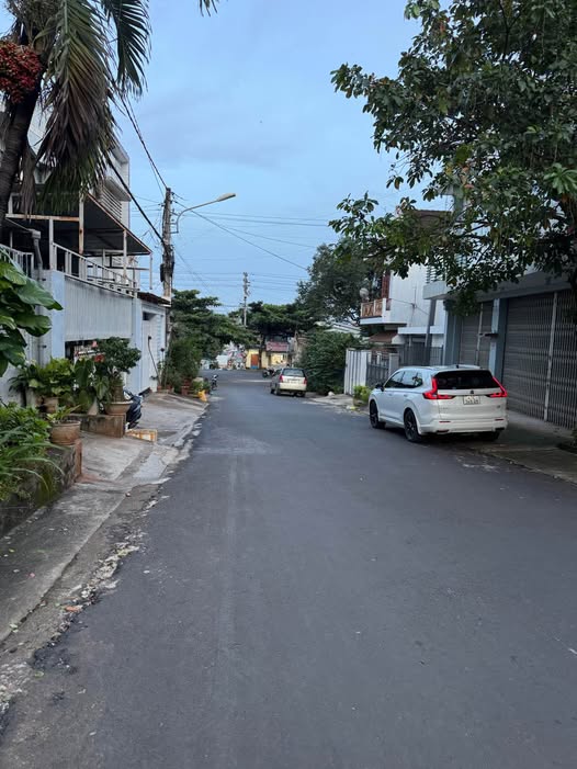 Bùng nổ trung tâm phố cổ nhà 4x16m nở hậu, đường xe hơi, giá hời 2.75 tỷ