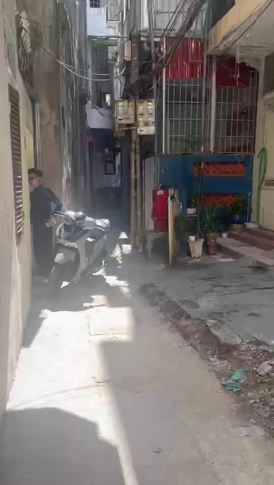 Nhà đẹp Võ Thị Sáu, Hai Bà Trưng, sổ vuông, giá tốt