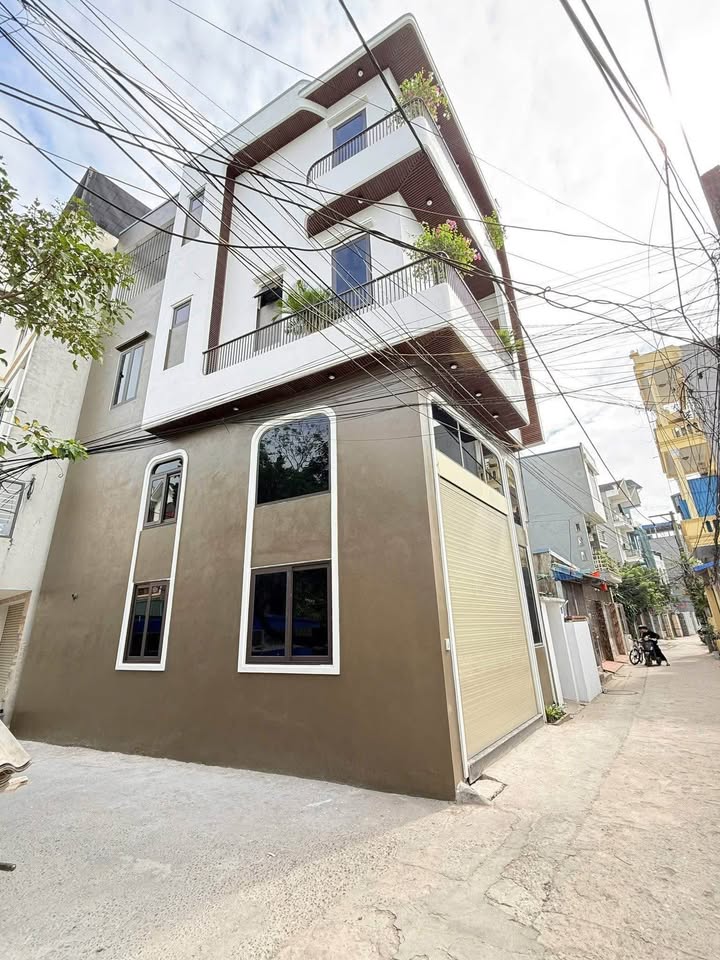 Nhà lô góc 2 mặt tiền mặt đường Thanh Bình, kinh doanh bạt ngàn