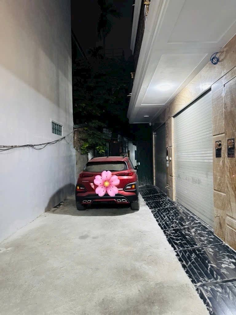 Bán nhà 6 tầng phố Ngọc Lâm, gần Mipec Long Biên, gara ô tô, thang máy, full nội thất