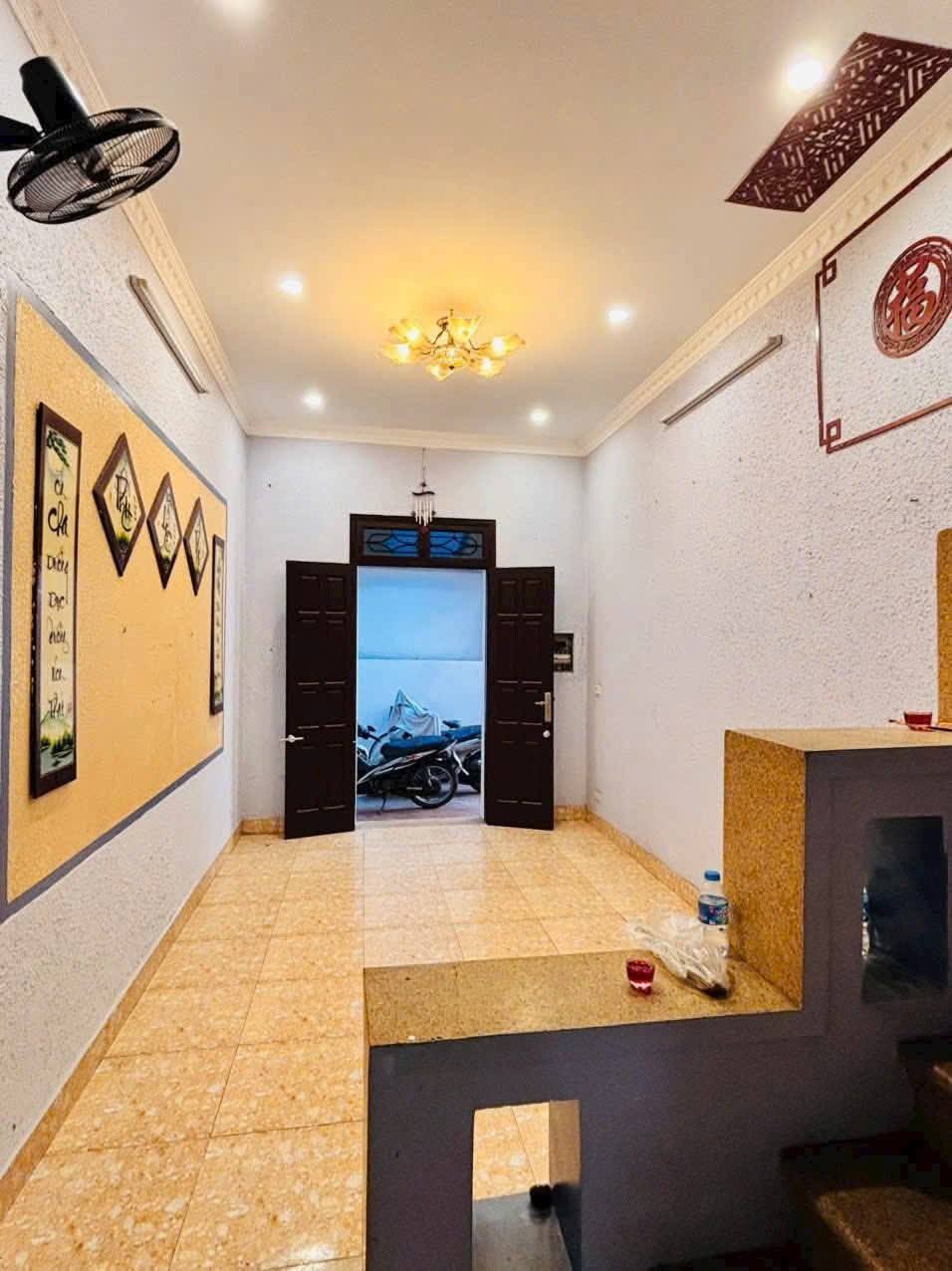 Bán đất tặng nhà 3 tầng cực chắc chắn Thượng Thanh, Thông Lý Sơn, ngõ 3 gác phi ầm ầm