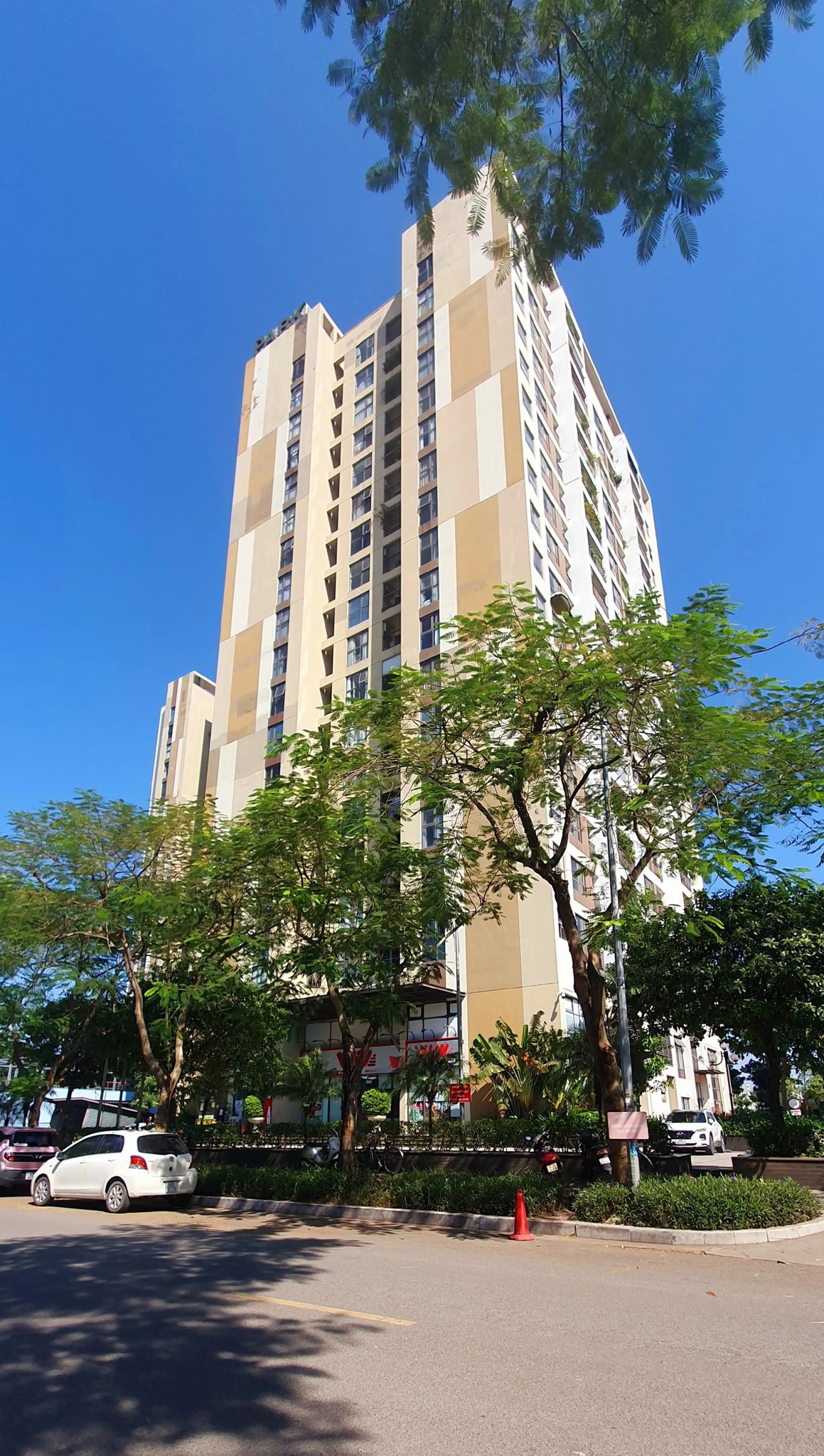 Căn hộ cao cấp Việt Hưng - 100m², 3 phòng ngủ, bể bơi Olympic, tiện ích ngập tràn