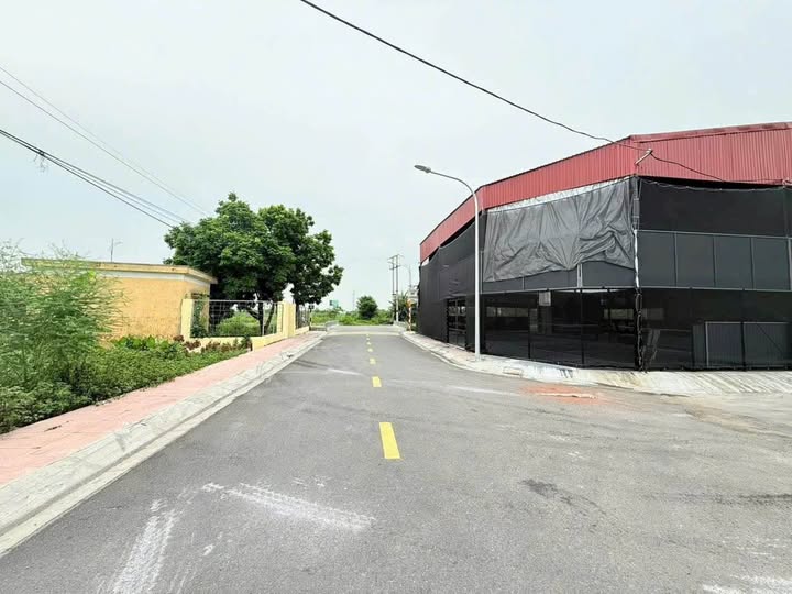 Đất đấu giá 105m2 Quỳnh Hoàng, ô tô đỗ cửa, giá siêu hời