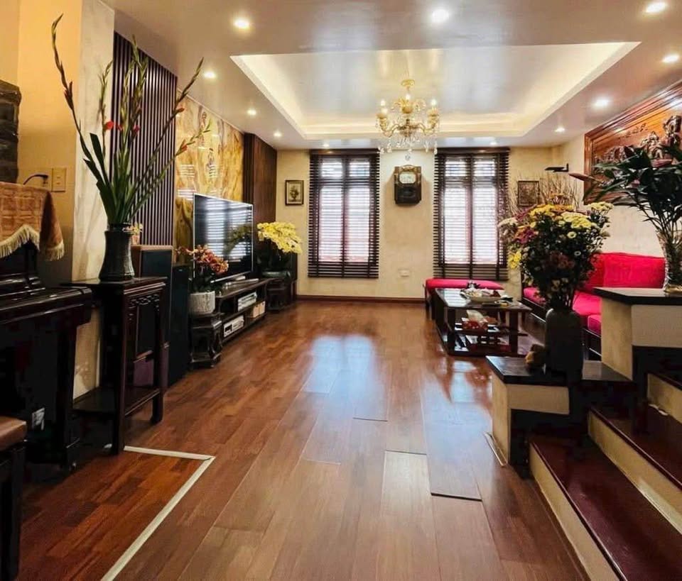 Siêu phẩm nhà đẹp tại Hoàng Hoa Thám, Tây Hồ, Hà Nội đã sẵn sàng rước nàng về dinh