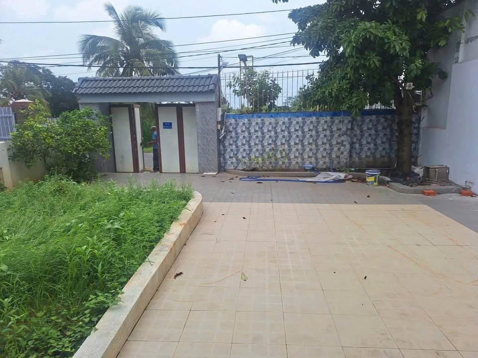 Nhà Quách Văn Tuấn, 10mx45m, 2 phòng ngủ, sân vườn, giá 4 tỷ