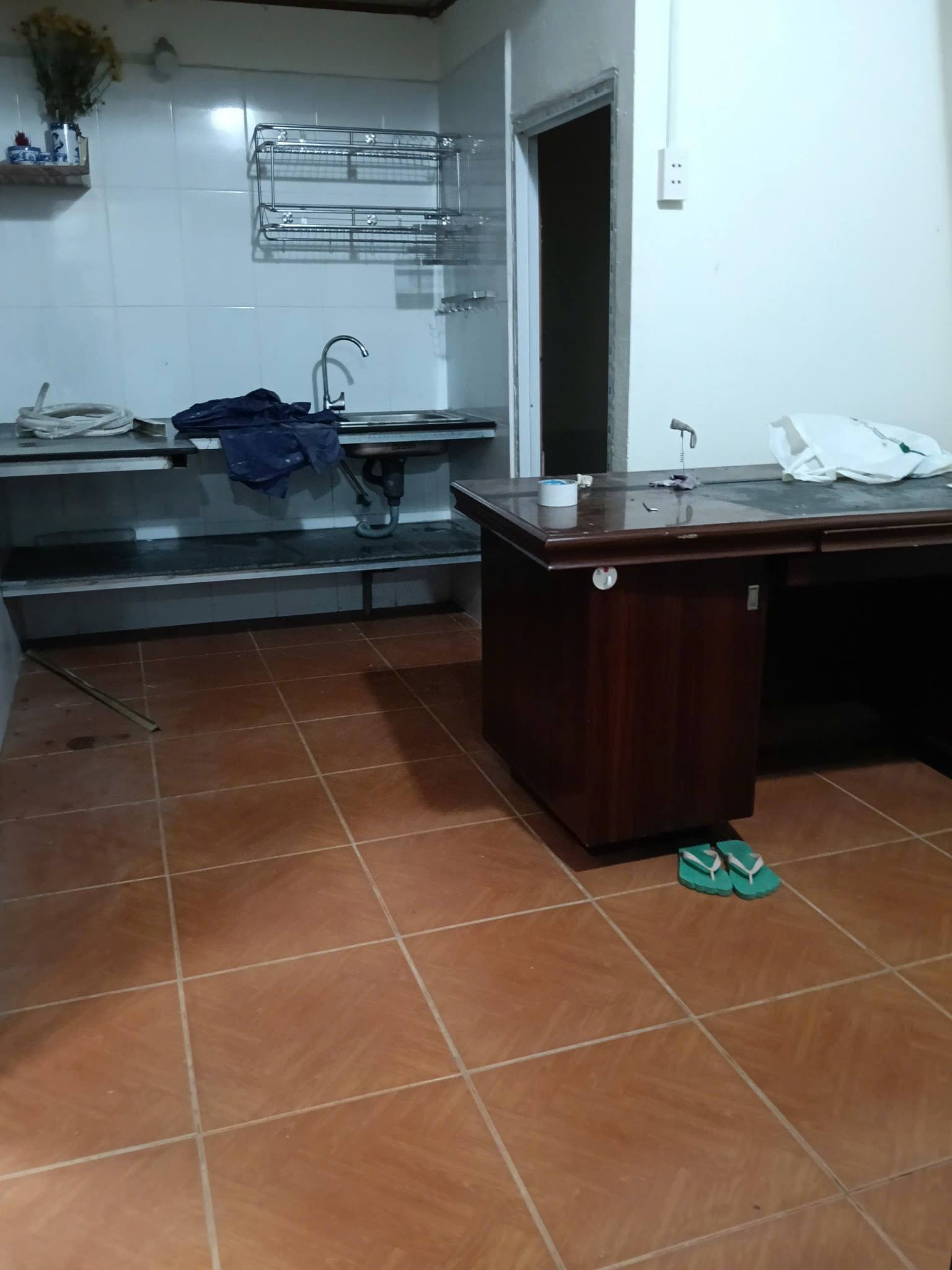 Cho thuê phòng trọ có gác lửng, 4m x 6m, Huỳnh Tấn Phát, Nhà Bè