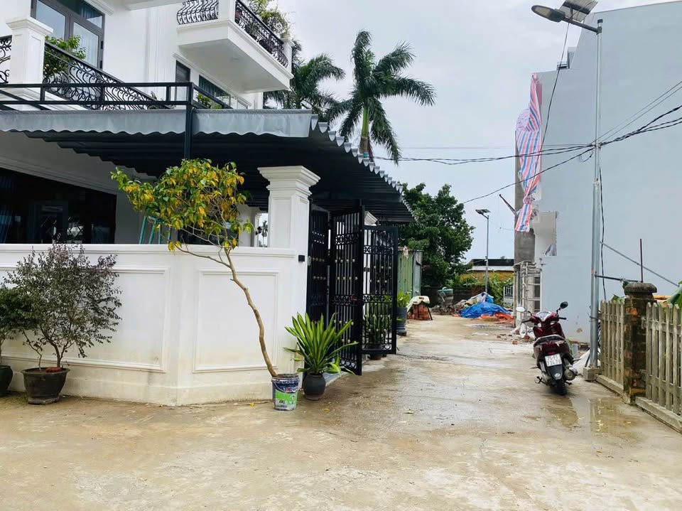 Chốt ngay lô đất vàng Phú Thượng, Huế, sổ hồng sẵn, giá iu thương