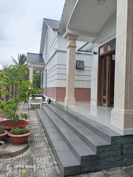 Thanh lý đất tặng biệt thự mái thái 500m2 tại Sơn Phú, Bến Tre