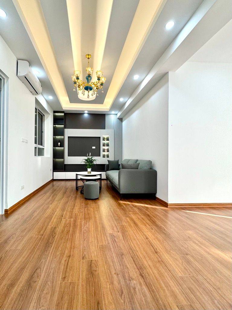 Nhà 4 tầng Văn Tiến Dũng, 35m2, ngõ thông, ô tô gần nhà, sổ đỏ rõ ràng