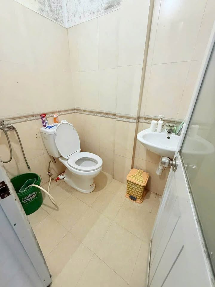 Nhà kiệt ô tô Tam Thai 75,6m2, 3 phòng ngủ, giá nhỉnh 1,7 tỷ, đỗ cửa, sát Võ Văn Kiệt