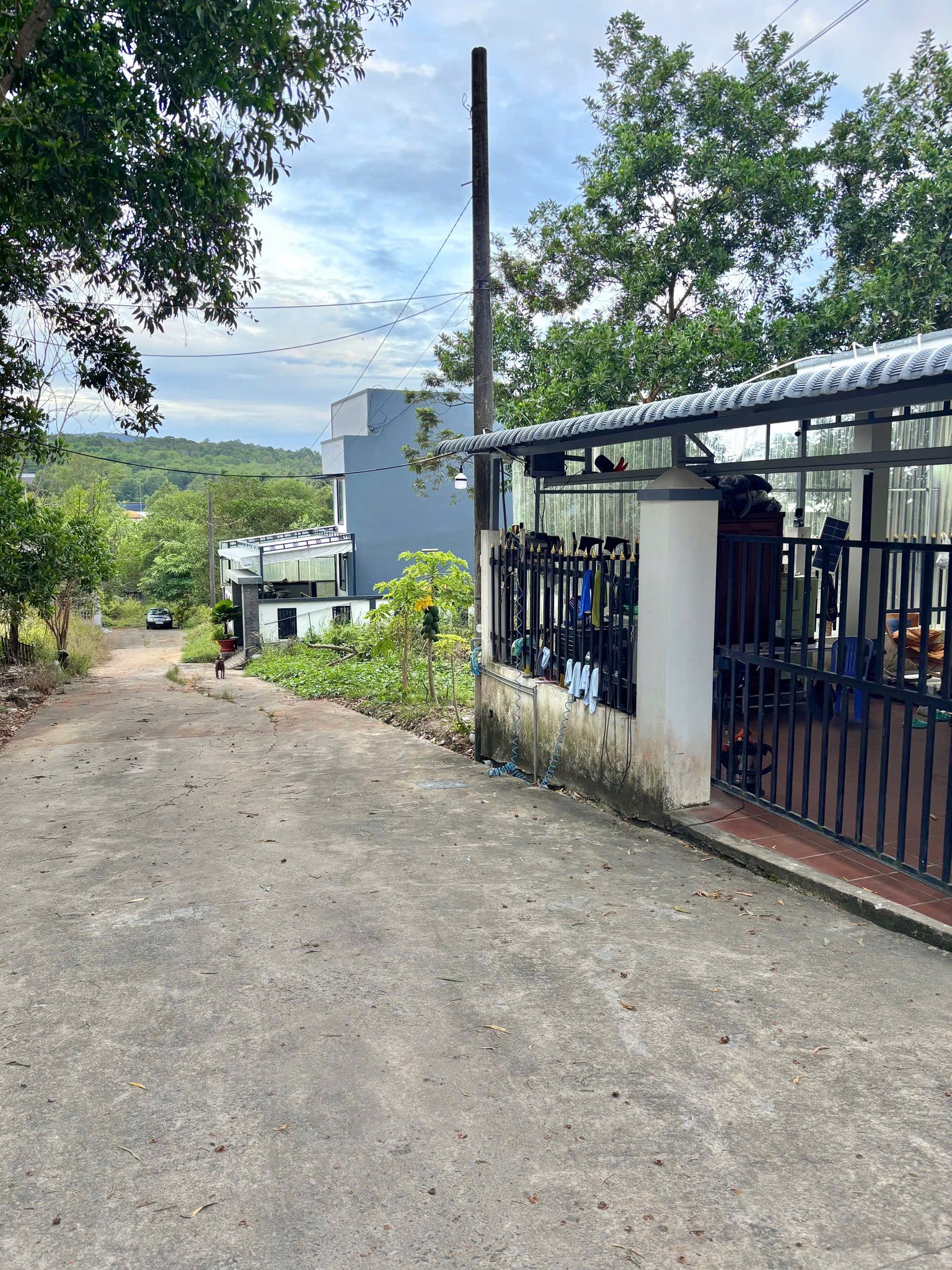 Chủ nhà cần bán gấp mảnh đất cực đẹp tại Suối Mây, Phú Quốc, chỉ cách đường 30/4 nối dài 200m, giá chỉ 1.35 tỷ