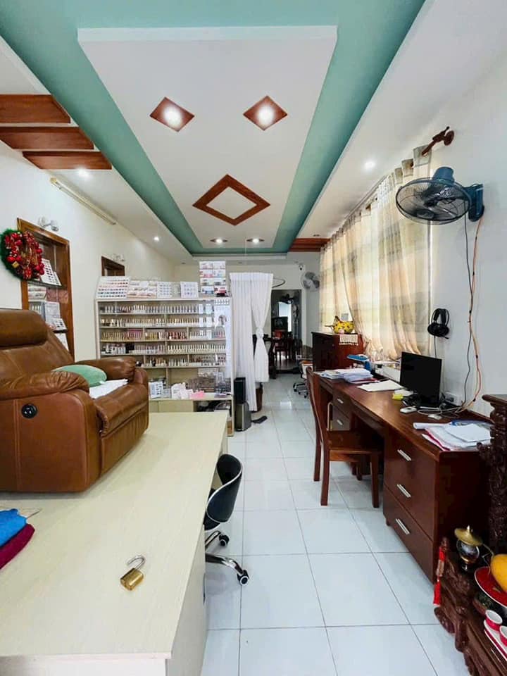 Nhà căn góc 2 mặt tiền hẻm ô tô - Vũng Tàu - Vị trí đắc địa, sẵn sàng nâng cấp