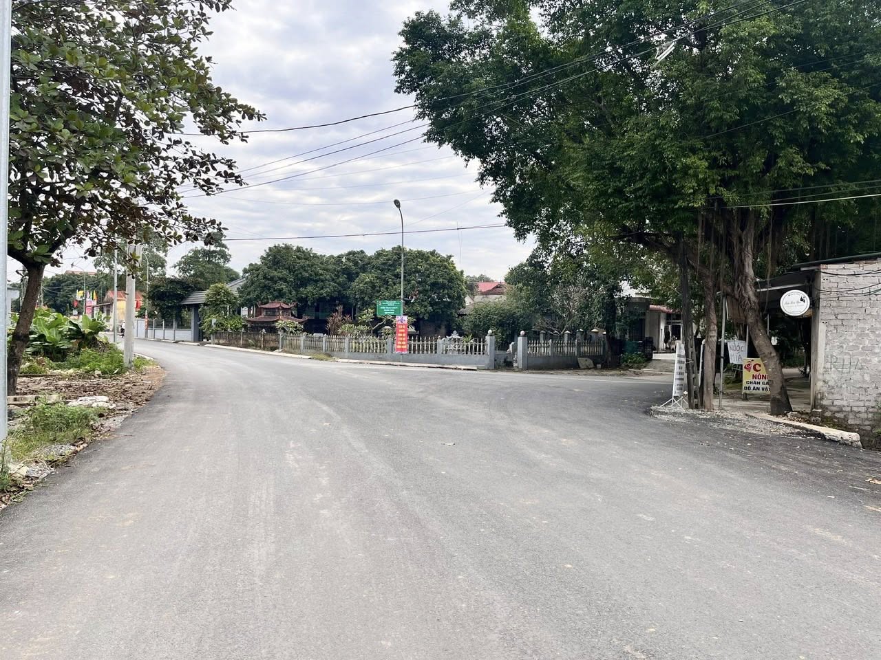 Tìm kiếm một mảnh đất "hái ra tiền" tại Xuân Mai, Hà Nội