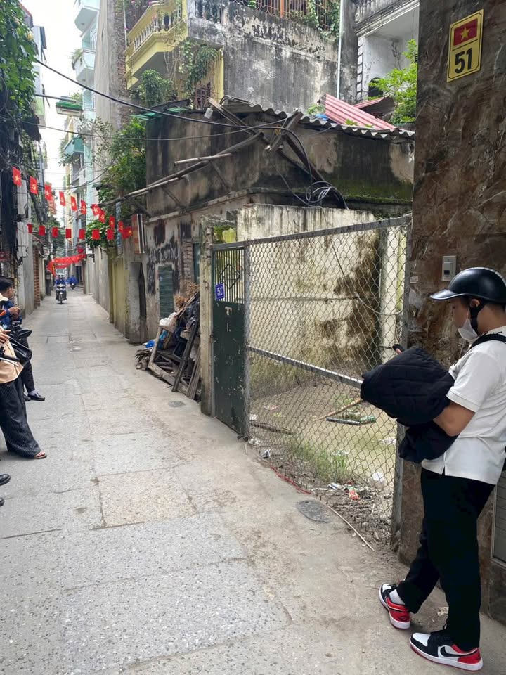 Cơ hội vàng cho ai đang tìm kiếm một mảnh đất 'vàng' tại Cổ Nhuế đây ạ