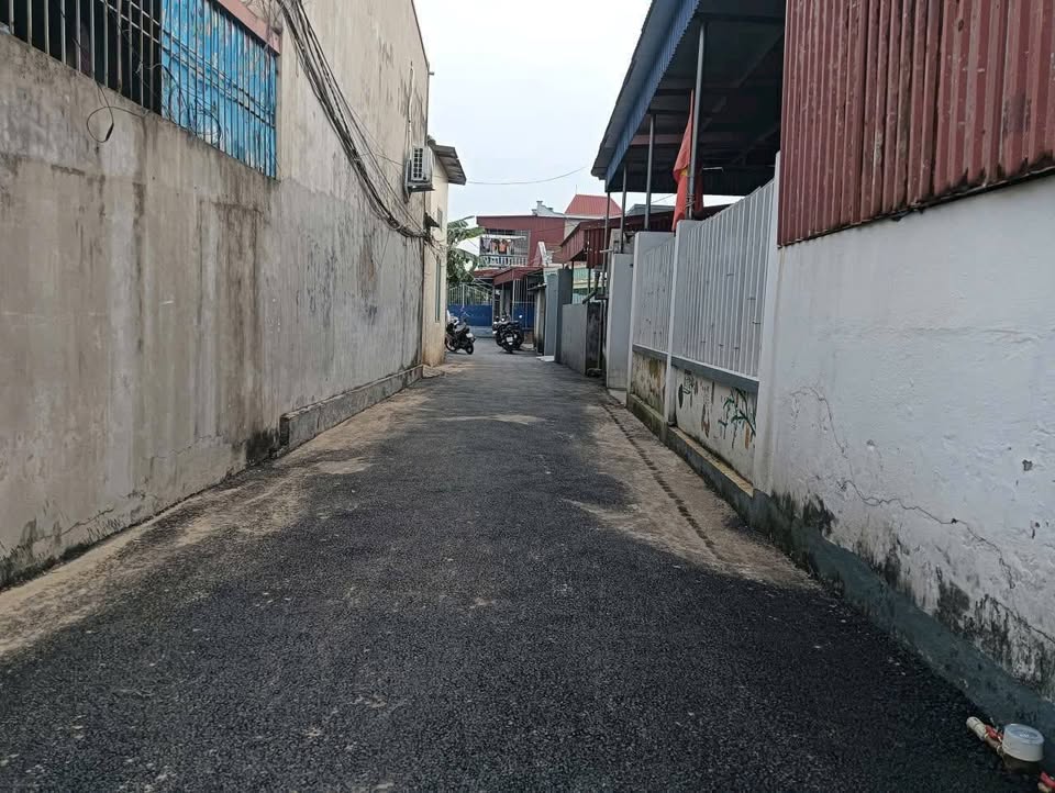 Bán lô góc 47m2 tặng 10m lưu không, 3 mặt thoáng, ngõ ô tô đỗ cửa tại Hưng Đạo, Hải Phòng