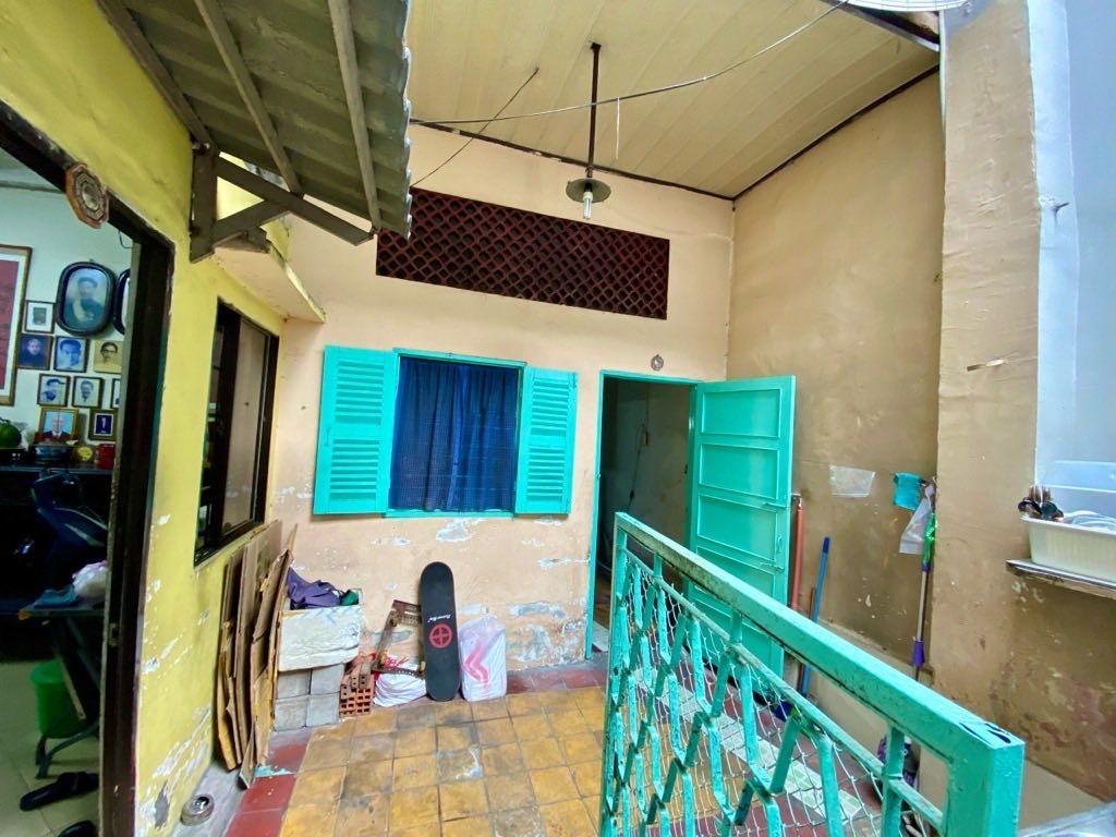 Nhà 2 tầng trung tâm Quận 10, ngang 8,5m, 87m², 4 phòng ngủ