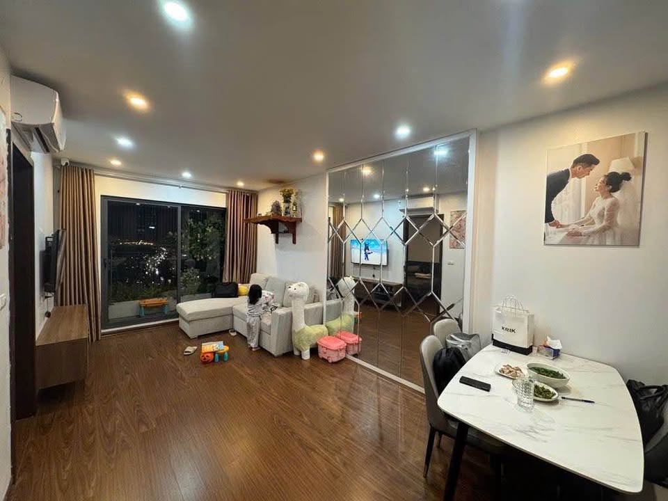 Bán căn hộ chung cư homeland, 70m2, 2 phòng ngủ, full nội thất, sổ đỏ sẵn sàng giao dịch