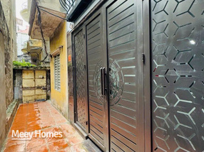 Căn hộ dòng tiền 35 triệu/tháng, nhà lô góc 3 thoáng, sổ nở hậu tại Đội Cấn, Ba Đình