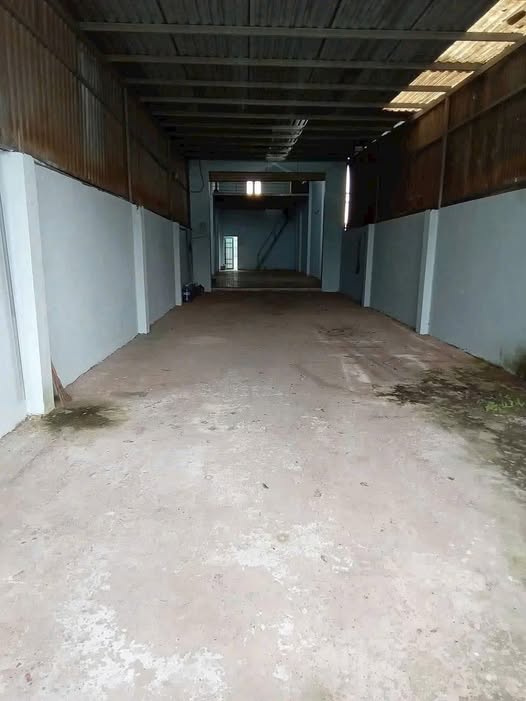 Cho thuê xưởng Hóc Môn, đường xe tải, 5m x 40m, giá tốt
