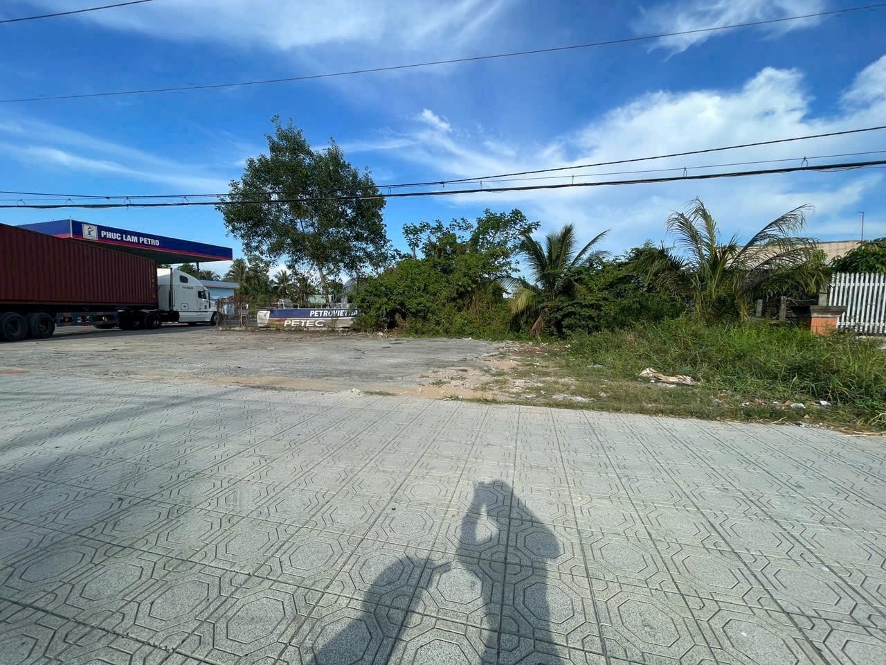 Đất vàng Quốc Lộ 60, 1300m2 kinh doanh, kho xưởng, giá hời