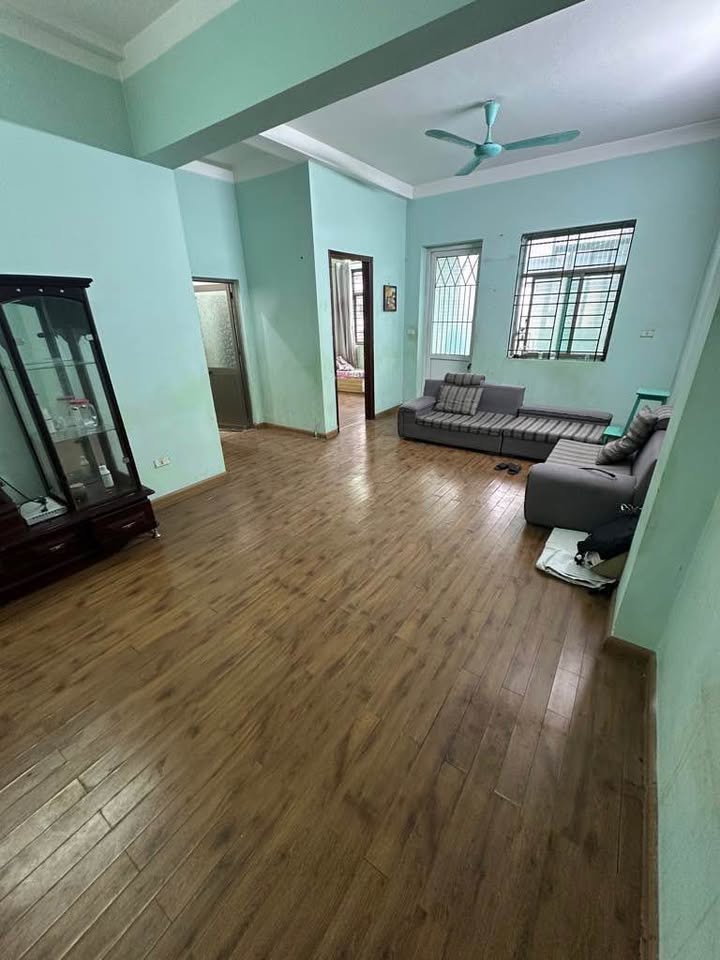 Chung cư 77m2 tại khu đô thị Việt Hưng, tiện ích ngập tràn, giá chỉ 3,95 tỷ