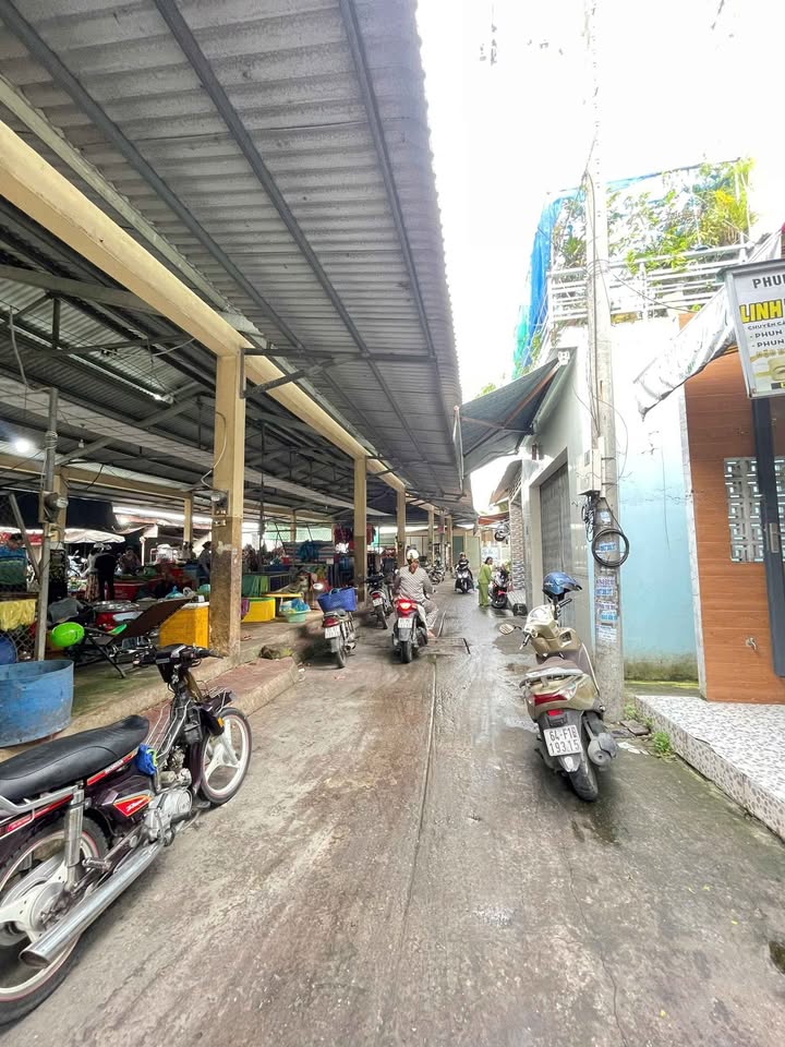 Nhà mặt tiền chợ An Cư cho thuê, kinh doanh phát tài, chỉ 3 triệu/tháng