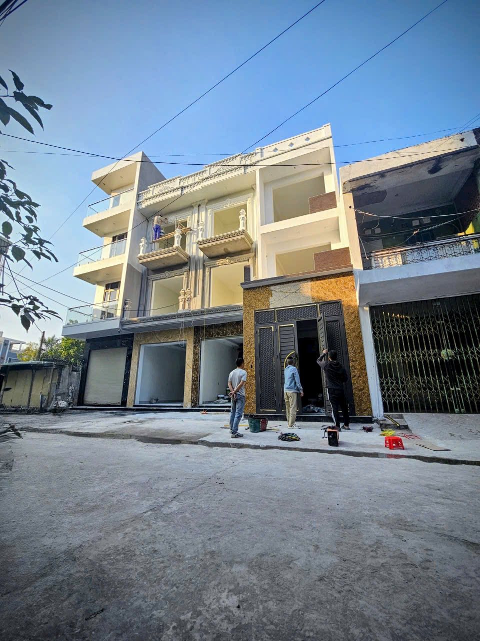 Nhà 3 tầng hướng Đông Nam, trung tâm Thái Bình, đường ô tô tránh, giá 3 tỷ