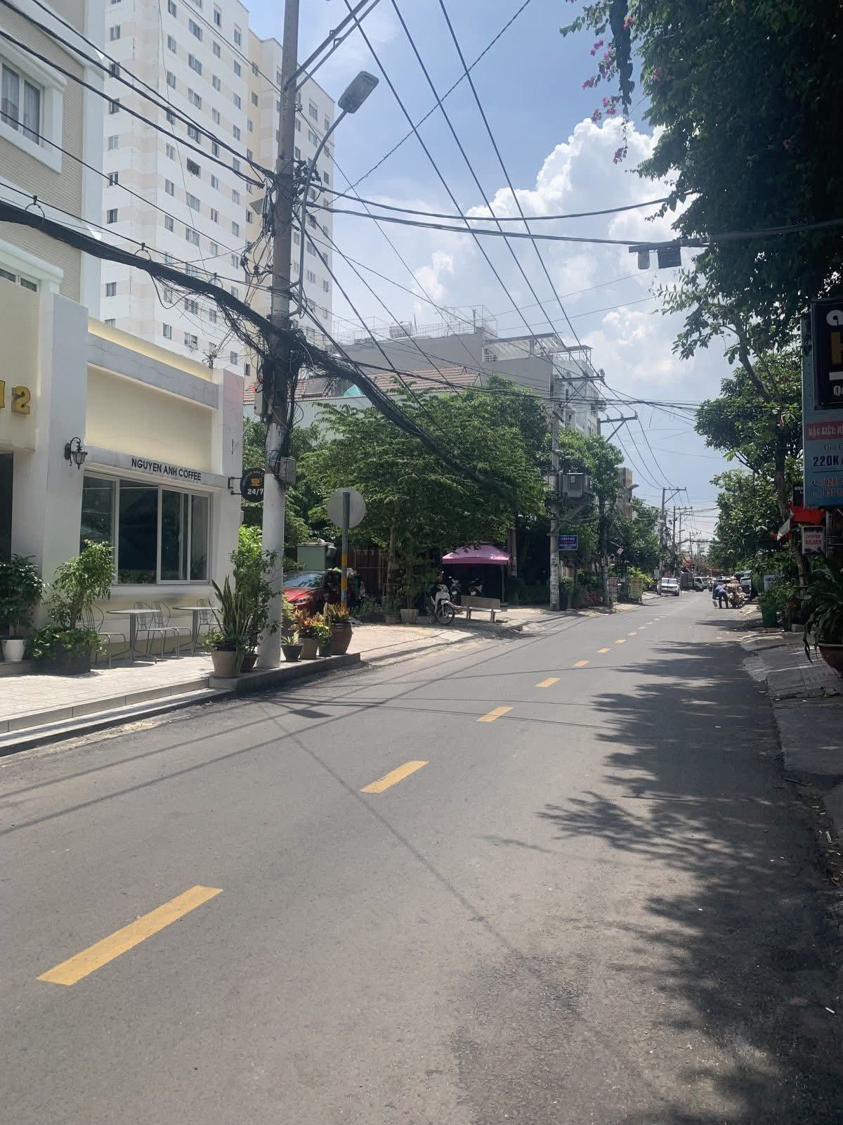 Bán đất 2 mặt tiền đường 12m, khu vip Thành Uỷ, Giga Mall Thủ Đức, diện tích 456m2, nở hậu 24m