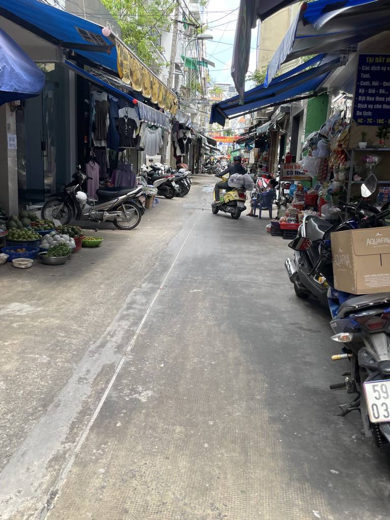 Nhà góc 2 mặt hẻm tại đường Võ Văn Tần, Phường Bàn Cờ, Quận 3