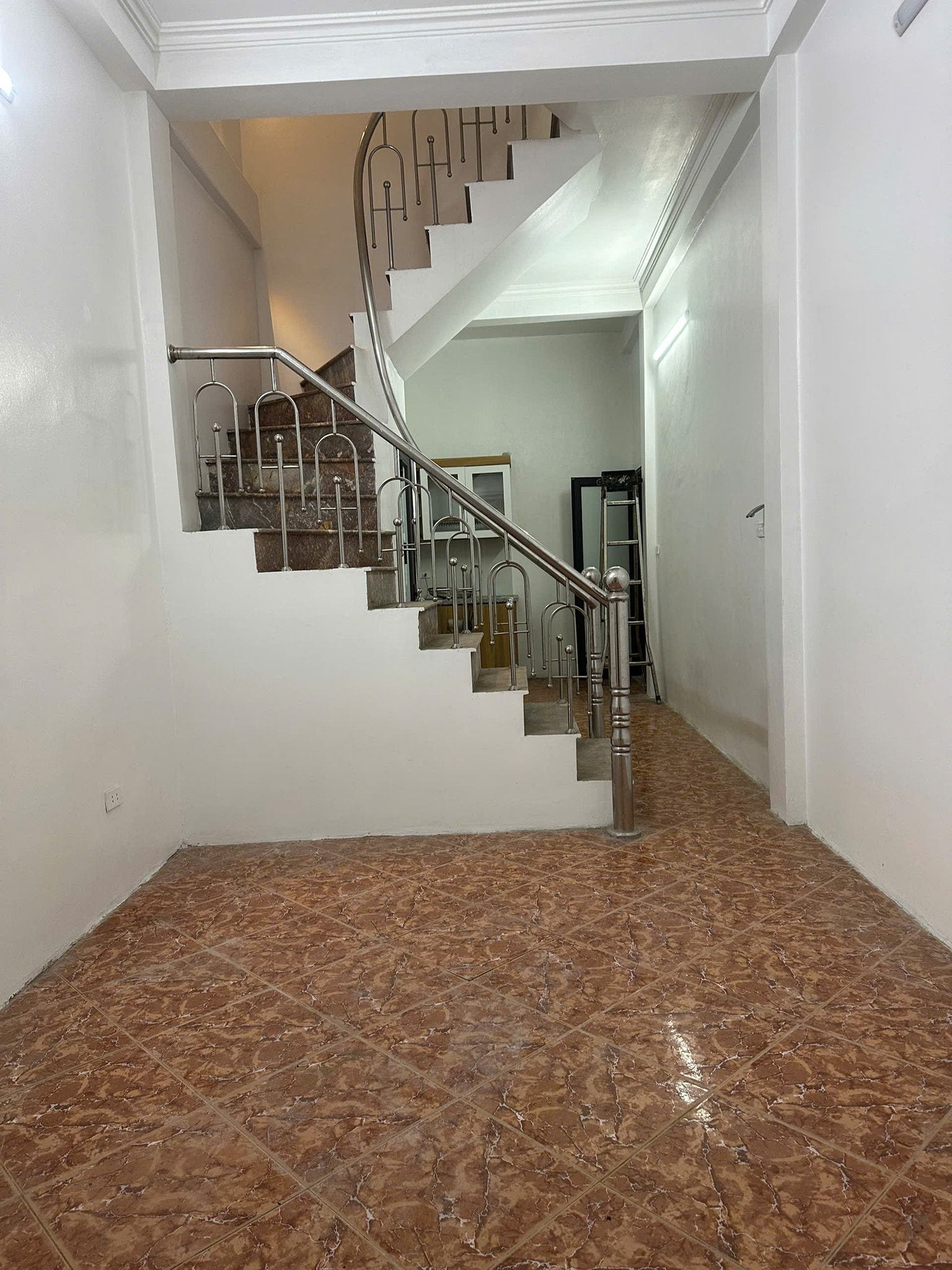 Nhà riêng Hoàng Hoa Thám, Ba Đình cho thuê