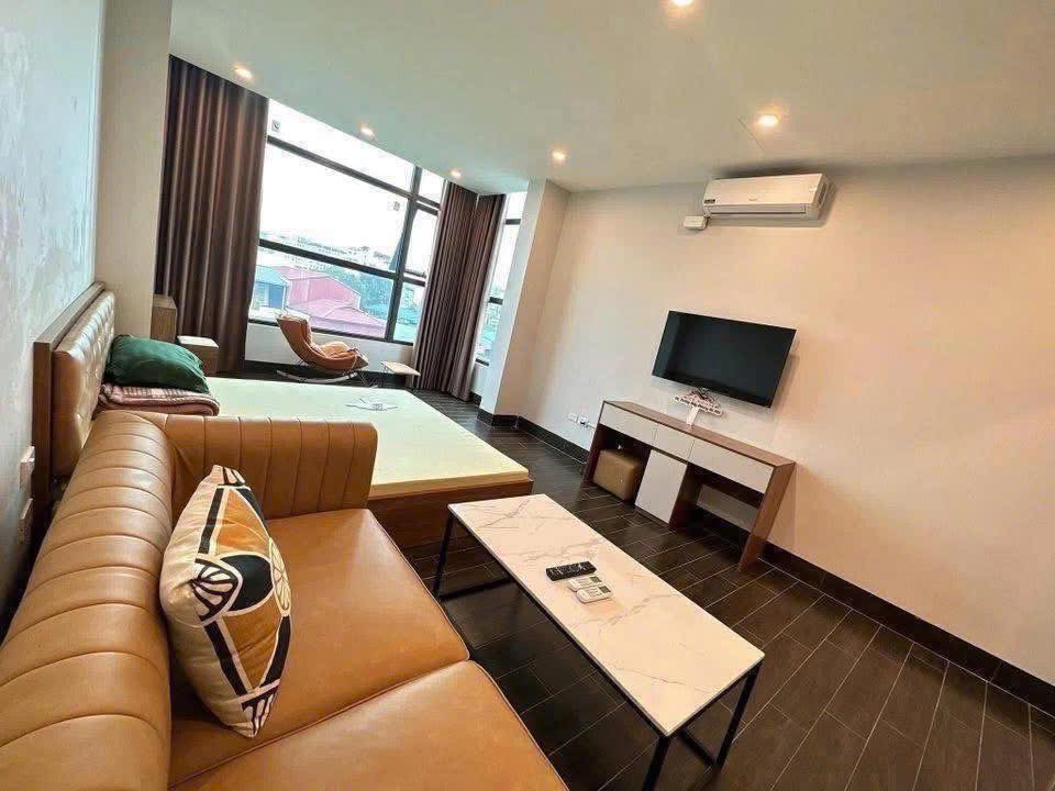 Phố Phan Kế Bính căn hộ 40m2, 1 phòng ngủ 1 phòng khách, nội thất đầy đủ, ô tô đỗ cửa