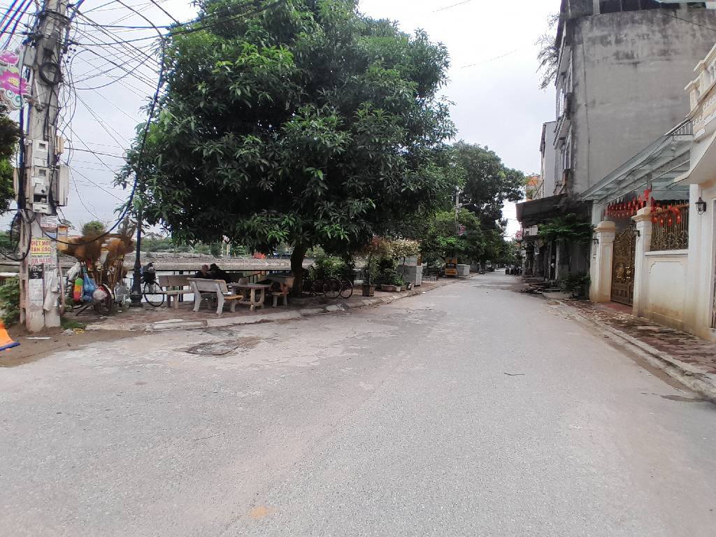 Đất thổ cư Thư Lâm, Đông Anh diện tích 169.8m2, tặng nhà 3 tầng, vị trí vàng, giá chỉ 34 triệu/m2