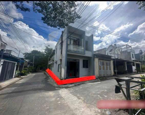 Bán nhà lầu góc 2 mặt tiền tại phường Tân Định, thị xã Bến Cát, tỉnh Bình Dương